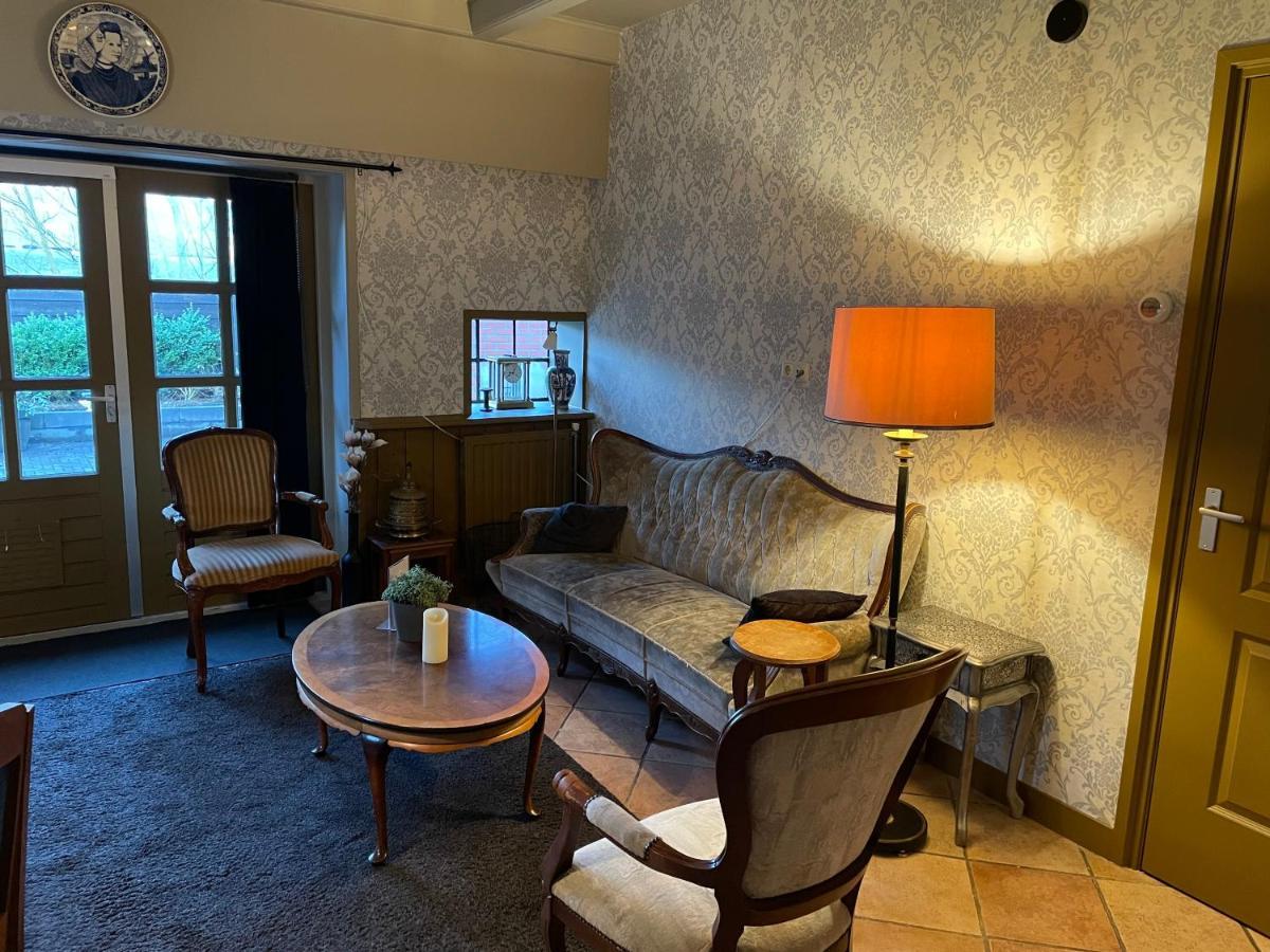Bed & Breakfast Foestrum 3*